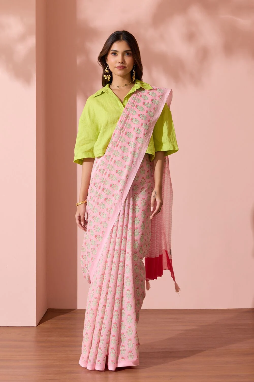 Light Pink Bengal Screen Printed Pure Mulmul Cotton Saree with Unstitched Blouse Piece